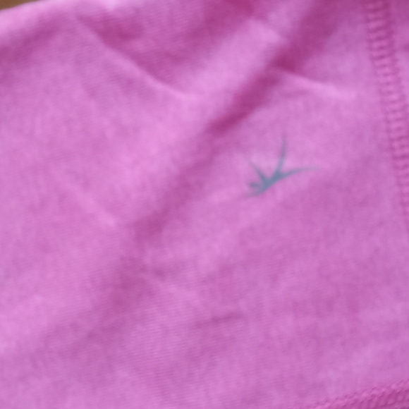 🔥Sale $15.🔥Bundle of 2 Athletic Tank Tops Black and Pink Size Small - Picture 12 of 13